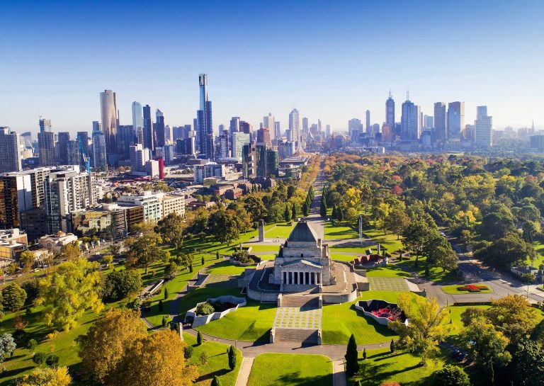 🌟 10 Amazing Things to Do in Melbourne Today – From Art to Adventure!